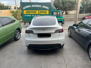 Tesla Model Y 2022 LONG RANGE-thumb-5