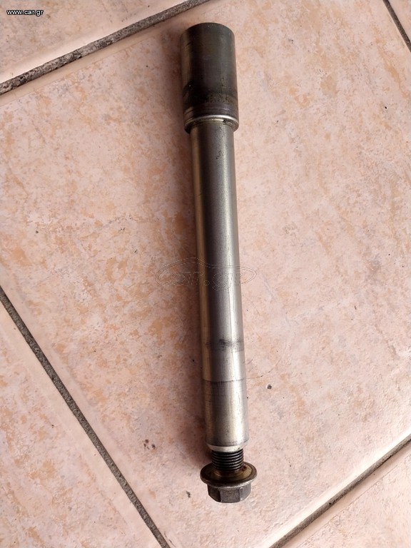 ΑΞΟΝΑΣ ΕΜΠΡΟΣ ΤΡΟΧΟΥ SUZUKI GSXR 750 K6