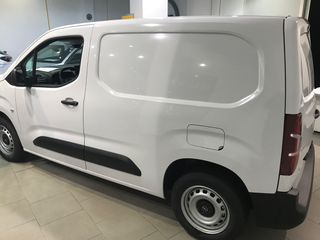 Opel Combo 2026 Cargo Facelift L1-thumb-3
