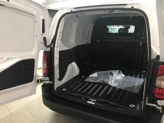Opel Combo 2026 Cargo Facelift L1-thumb-8