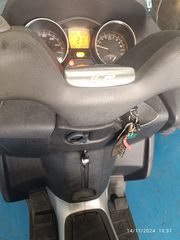 Piaggio MP3 250 LT 2009