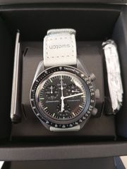 SWATCH MOON WATCH MISSION (REPLICA)