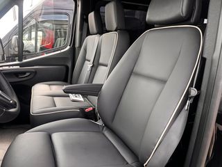 Mercedes-Benz 2022 sprinter LED-thumb-14