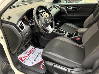 Nissan Qashqai 2018-thumb-12