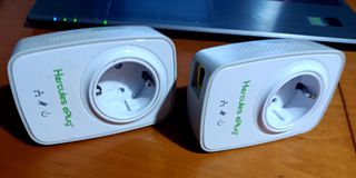 HERCULES ePlug 200 Nano PT για να μεταφέρετε την λήψη INTERNET μέσω ethernet σε απόσταση έως 300μέτρα