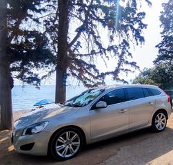 Volvo V60 2011 V60 T4 1600cc 180Hp