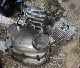Yamaha 250 Virago κινητηρας πληρης με καρμπυρατερ, για ανταλλακτικα