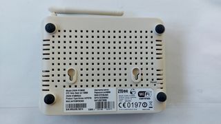 4 ΤΕΜΑΧΙΑ Routers- thomson - ΖΤΕ-thumb-5