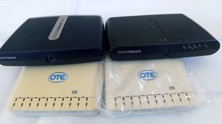 4 ΤΕΜΑΧΙΑ Routers- thomson - ΖΤΕ-thumb-1