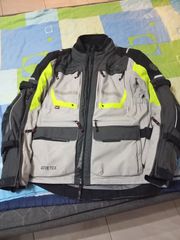 Dane goretex τεσσάρων εποχών