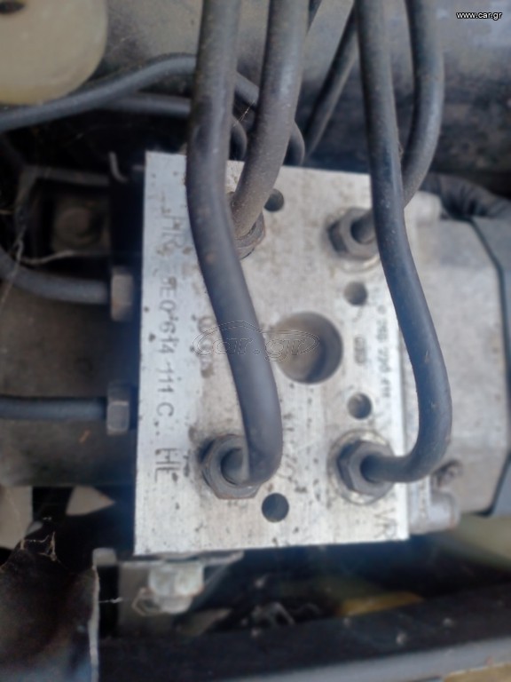 AUDI A62002 ABS MONADA 8E0614111C