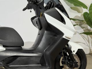 Kymco Downtown 300i 2010-thumb-9