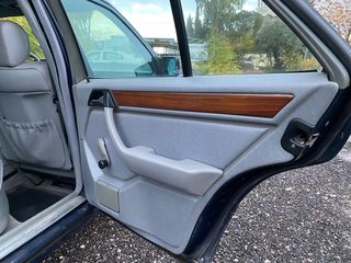 Mercedes-Benz E 200 1992-thumb-39