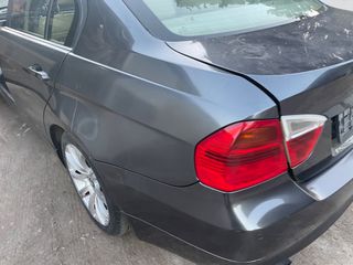 BMW Έ90 2009 320 D-thumb-6