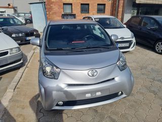 Toyota iQ 2012 1.0 + MULTIDRIVE
