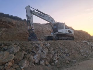Εκσκαφέας Με Ερπύστριες Liebherr 2013 924C Μονο για λιγο!!!!!-thumb-2