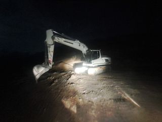 Εκσκαφέας Με Ερπύστριες Liebherr 2013 924C Μονο για λιγο!!!!!-thumb-3