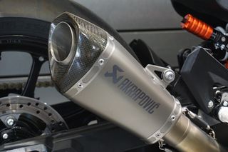 KTM 2024 RC 8 C-thumb-2