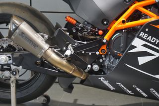 KTM 2024 RC 8 C-thumb-9