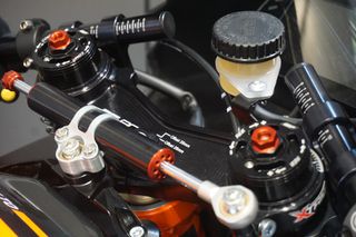 KTM 2024 RC 8 C-thumb-16