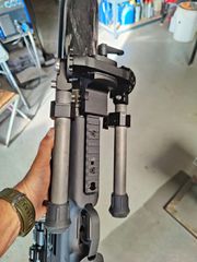 Δίποδο από ανθρακόνημα