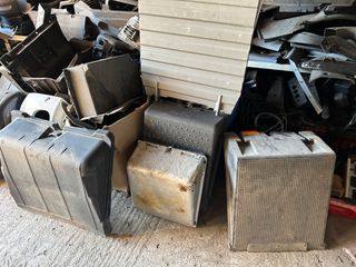 ΚΑΠΑΚΙ ΜΠΑΤΑΡΙΑΣ MAN 372 422 464 MERCEDES 1722 1735 2544 2550 2553  814 1320