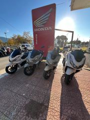 Honda 2026 PCX 125 ABS-thumb-2