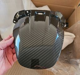 Carbon πίσω φτερό BMW S1000XR