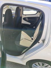 Toyota Aygo 2014-thumb-8