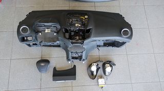 Σετ αερόσακων με ταμπλό από Ford Fiesta 2012-2017 (μαύρο-σκούρο μπλε)