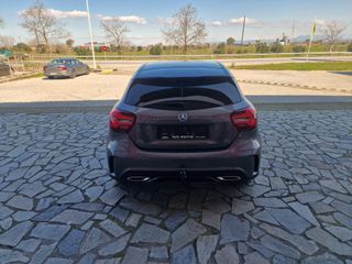 Mercedes-Benz A 180 2018-thumb-14