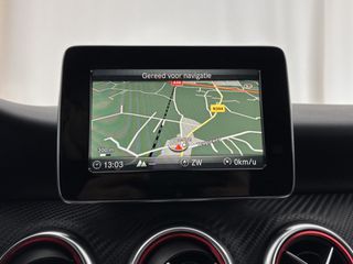 Mercedes-Benz A 180 2018-thumb-46