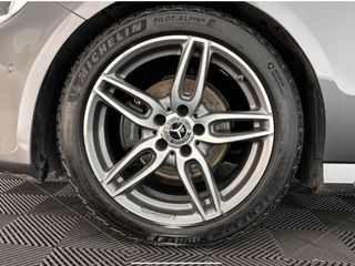 Mercedes-Benz A 180 2018-thumb-47