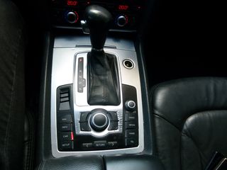 Audi Q7 2007 3.6 FSI QUATTRO TIPTRONIC-thumb-28