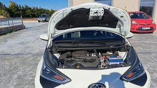 Toyota Aygo (X) 2018 AUGO 1.0 X-WAVE-thumb-4