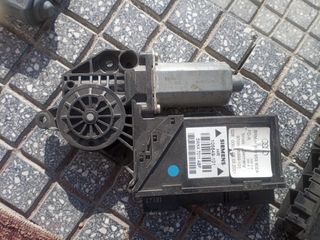 ΜΟΤΕΡ ΕΜΠΡΟΣ ΔΕΞΙΟΥ ΠΑΡΑΘΥΡΟΥ VOLKSWAGEN  - SEAT 8ΕΟ 959 802 A