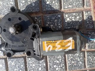 ΜΟΤΕΡ ΠΑΡΑΘΥΡΟΥ ΕΜΠΡΟΣ ΔΕΞΙΟ BMW E34    51.33-1 384 003