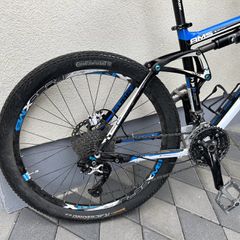 Downhill - Enduro - Trail Cube 2011 Cube AMS 130 HPA Pro Mountain Bike 2011 18in Blue/White.-thumb-2
