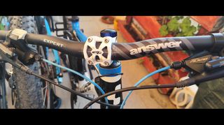 Downhill - Enduro - Trail Cube 2011 Cube AMS 130 HPA Pro Mountain Bike 2011 18in Blue/White.-thumb-6
