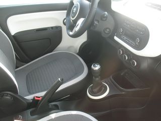 Renault Twingo 2015-thumb-9