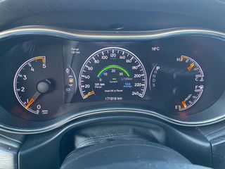 Jeep Grand Cherokee 2014 3.0 CRD DIESEL F1 AUTOMATIC SUMMIT-thumb-35