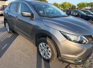 Nissan Qashqai 2017 1.2 Acenta +-thumb-2