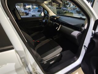 Leapmotor T 03 2025 SMART BEV-thumb-12