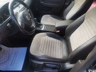 Volkswagen Passat 2012 Highline 1.6lt BlueMotion TDI ΠΡΟΣΦΟΡΑ έως 30/09-thumb-6
