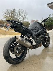 Suzuki GSR 750 2013-thumb-3