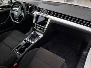 Volkswagen Passat 2018 COMFORTLINE-thumb-13