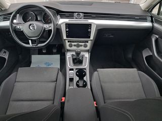 Volkswagen Passat 2018 COMFORTLINE-thumb-14