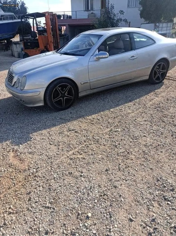 Mercedes-Benz CLK 200 2002