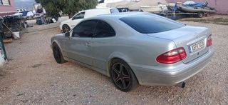 Mercedes-Benz CLK 200 2002-thumb-11