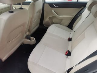 Skoda Rapid 2013 1.6D 105hp 5Doors ΠΡΟΣΦΟΡΑ-thumb-12